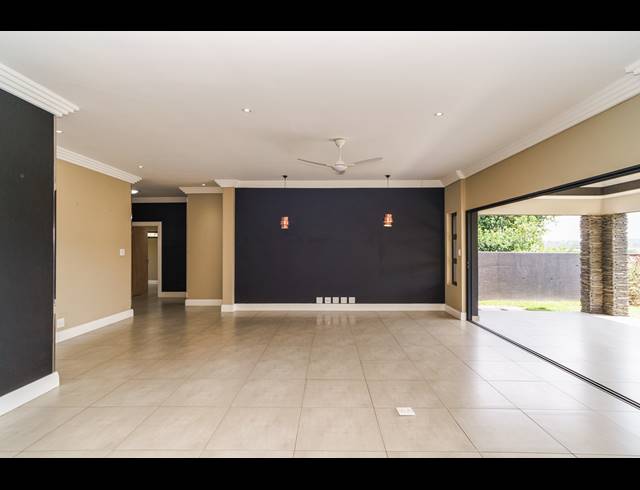 3 BEDROOM HOUSE SOLD IN PALM LAKES ESTATE